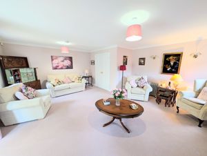 Photo 33- click for photo gallery